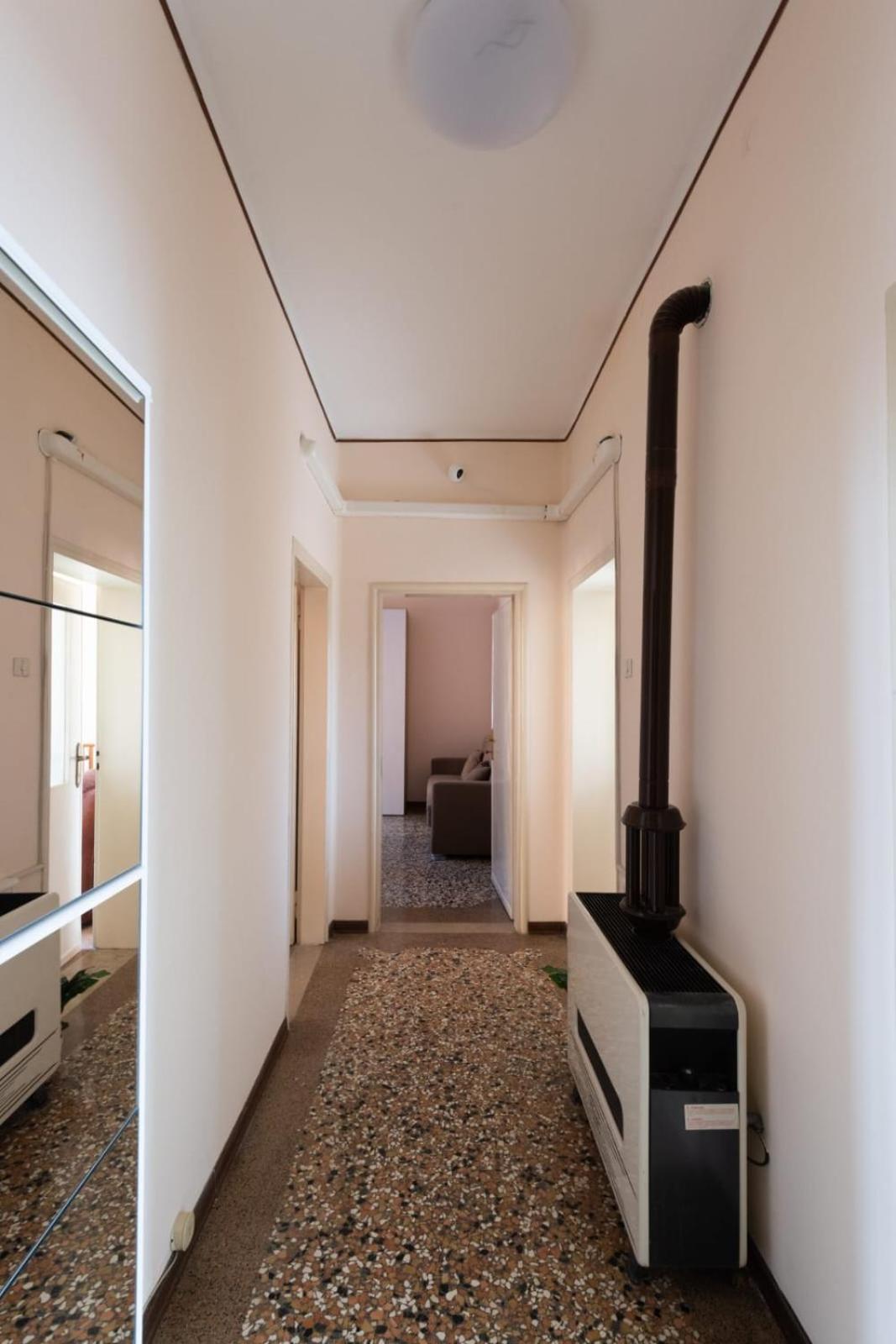 Apartment 2 Bedroom Mestre Train Station